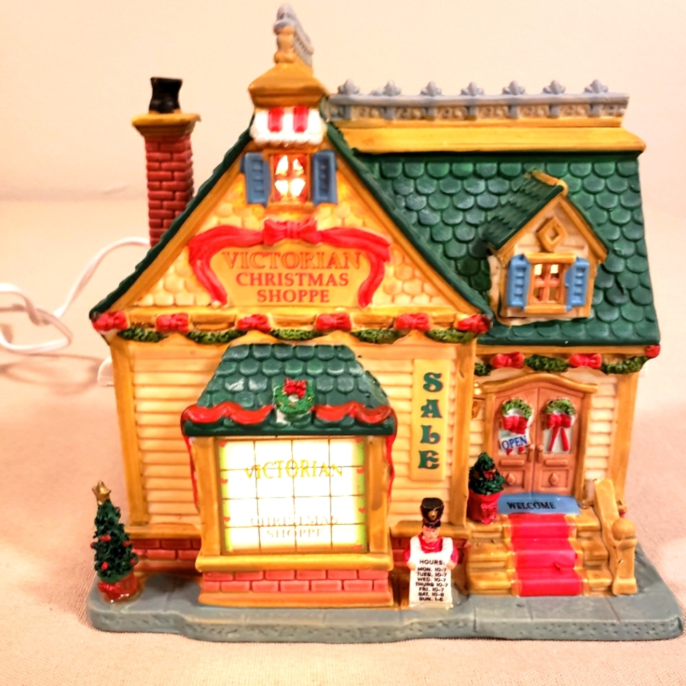LEMAX VICTORIAN CHRISTMAS SHOP